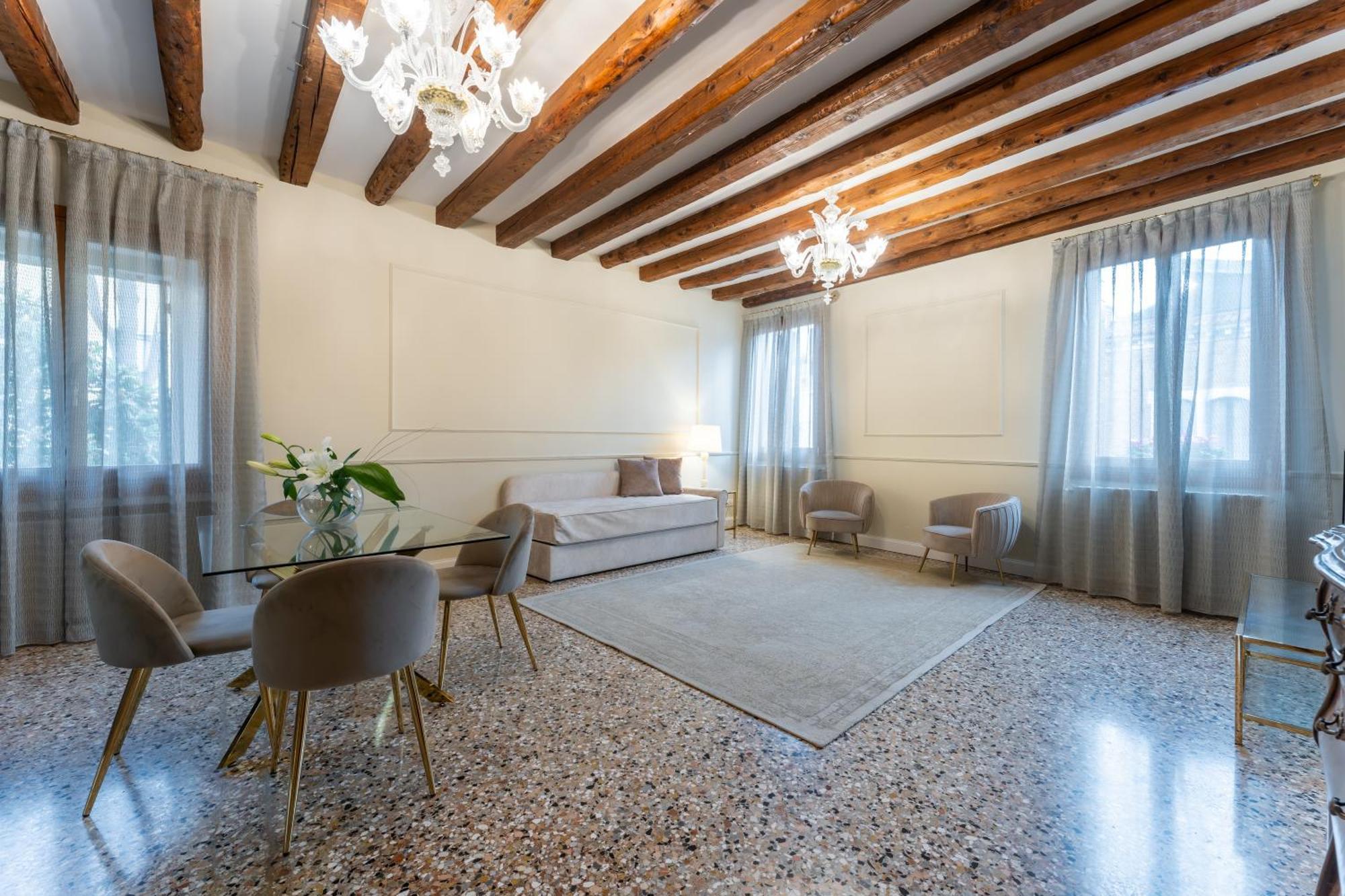 San Vio Palace Luxury Apartments Venice Exterior photo