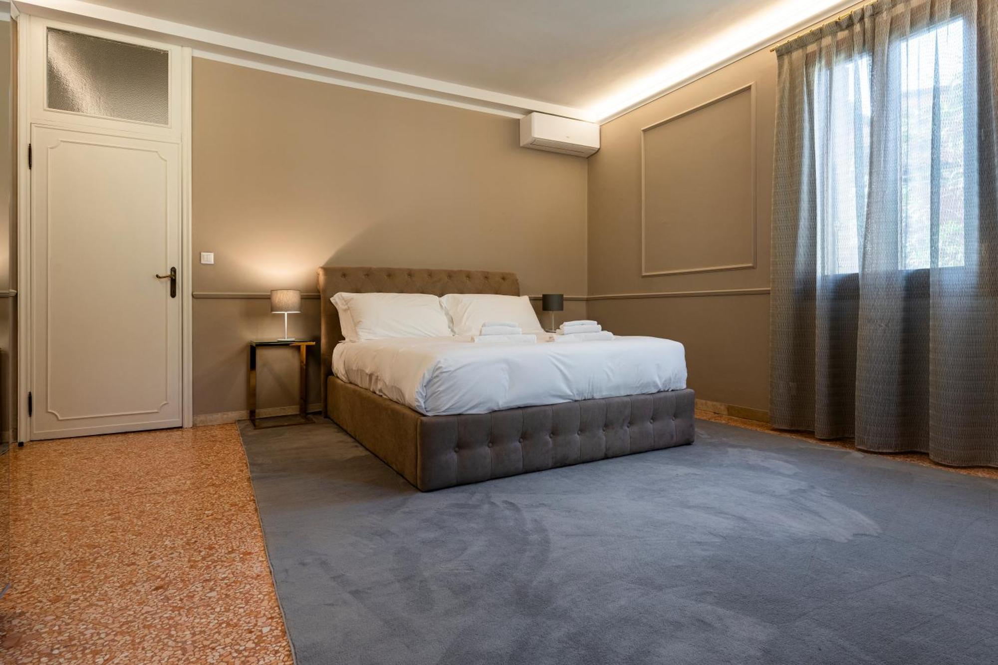 San Vio Palace Luxury Apartments Venice Exterior photo