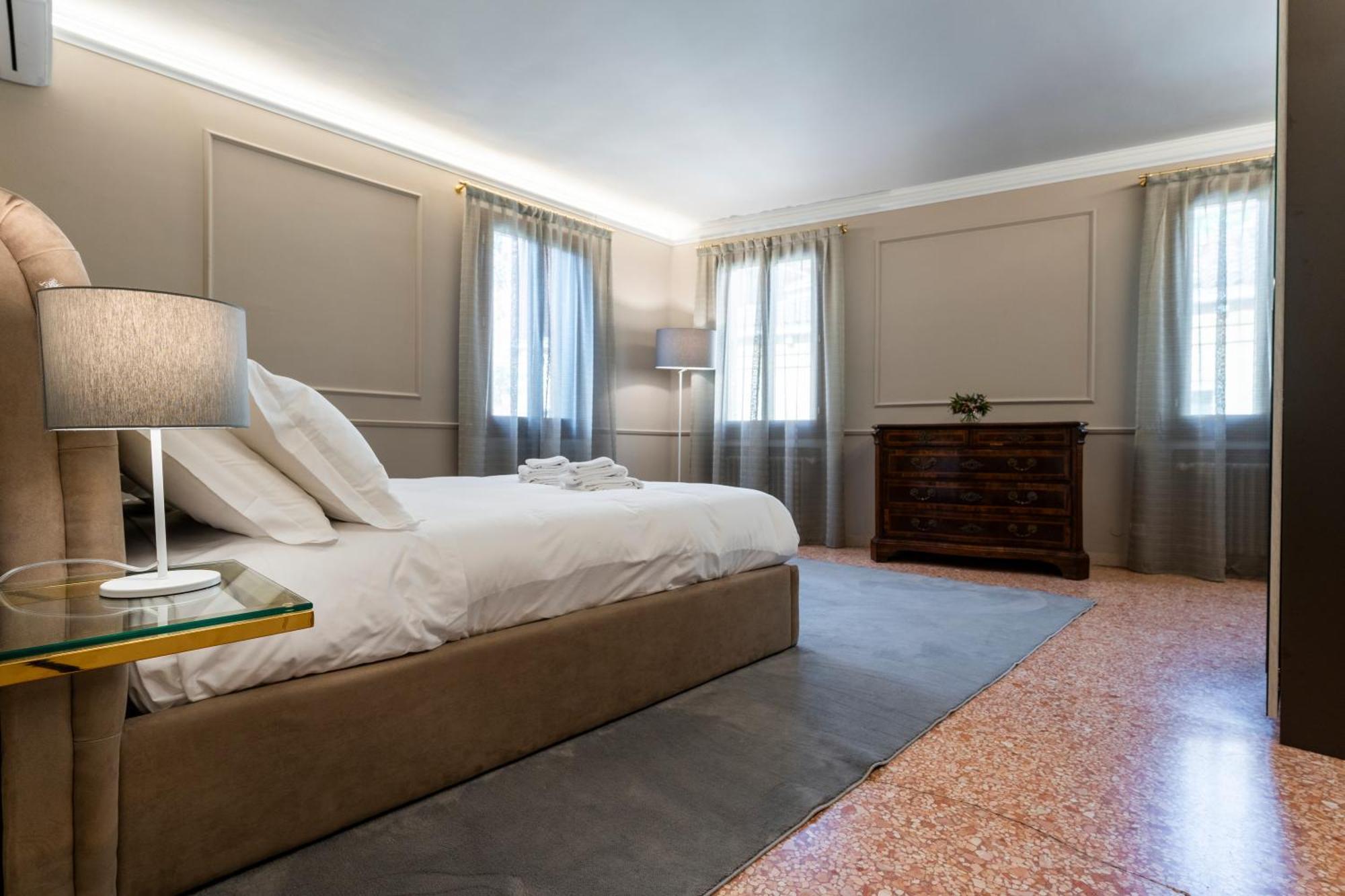 San Vio Palace Luxury Apartments Venice Exterior photo